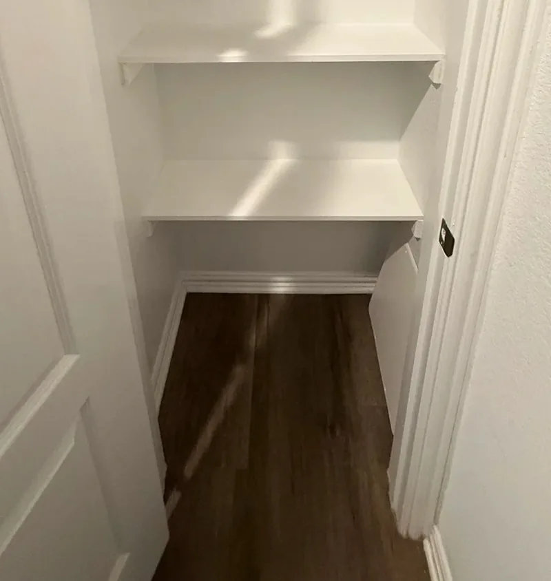 Closet shelf install